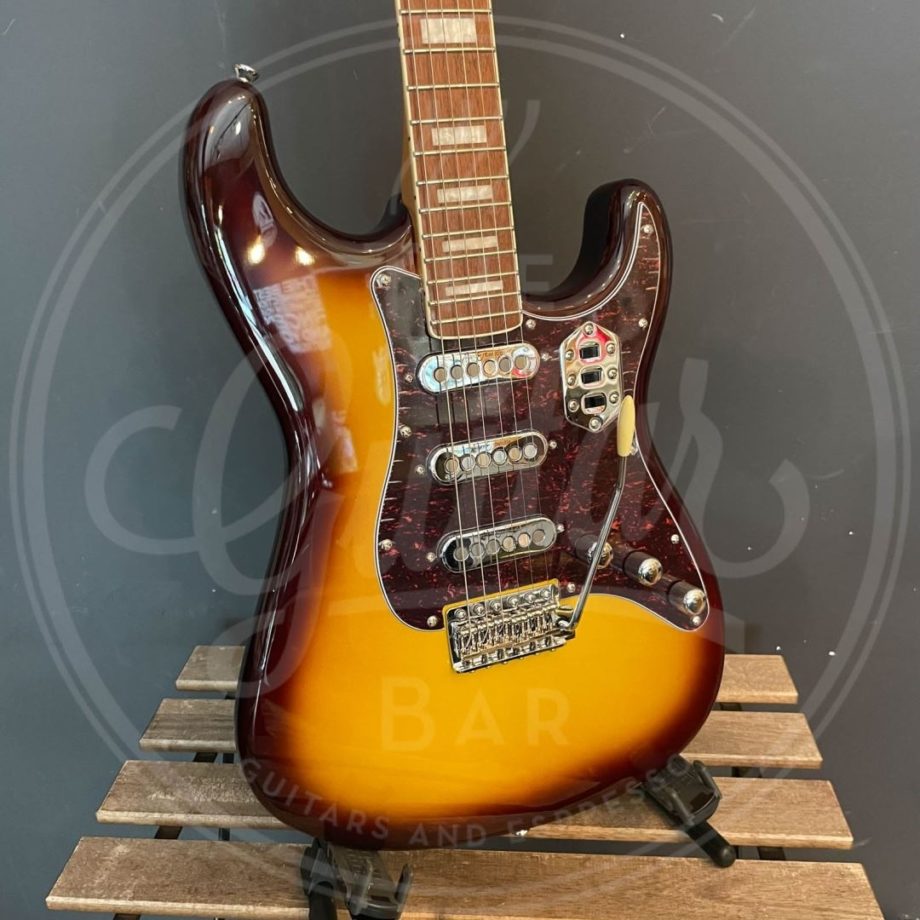 VINTAGE REVO SERIES DELUXE GUITAR - CAPPUCHINO BURST